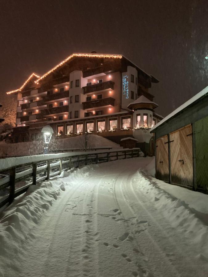 Hotel Al Prato Fiera Di Primiero Eksteriør billede