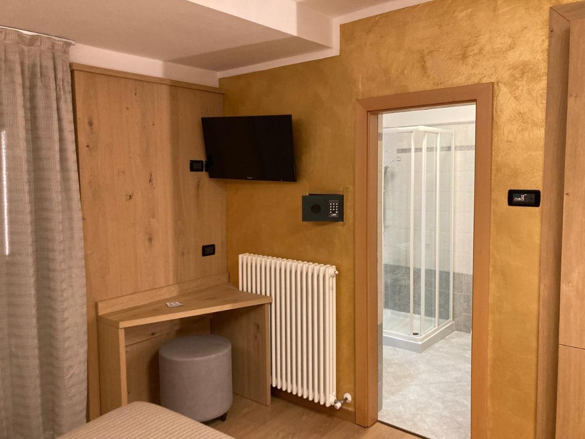 Hotel Al Prato Fiera Di Primiero Eksteriør billede