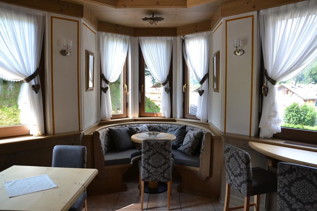 Hotel Al Prato Fiera Di Primiero Eksteriør billede