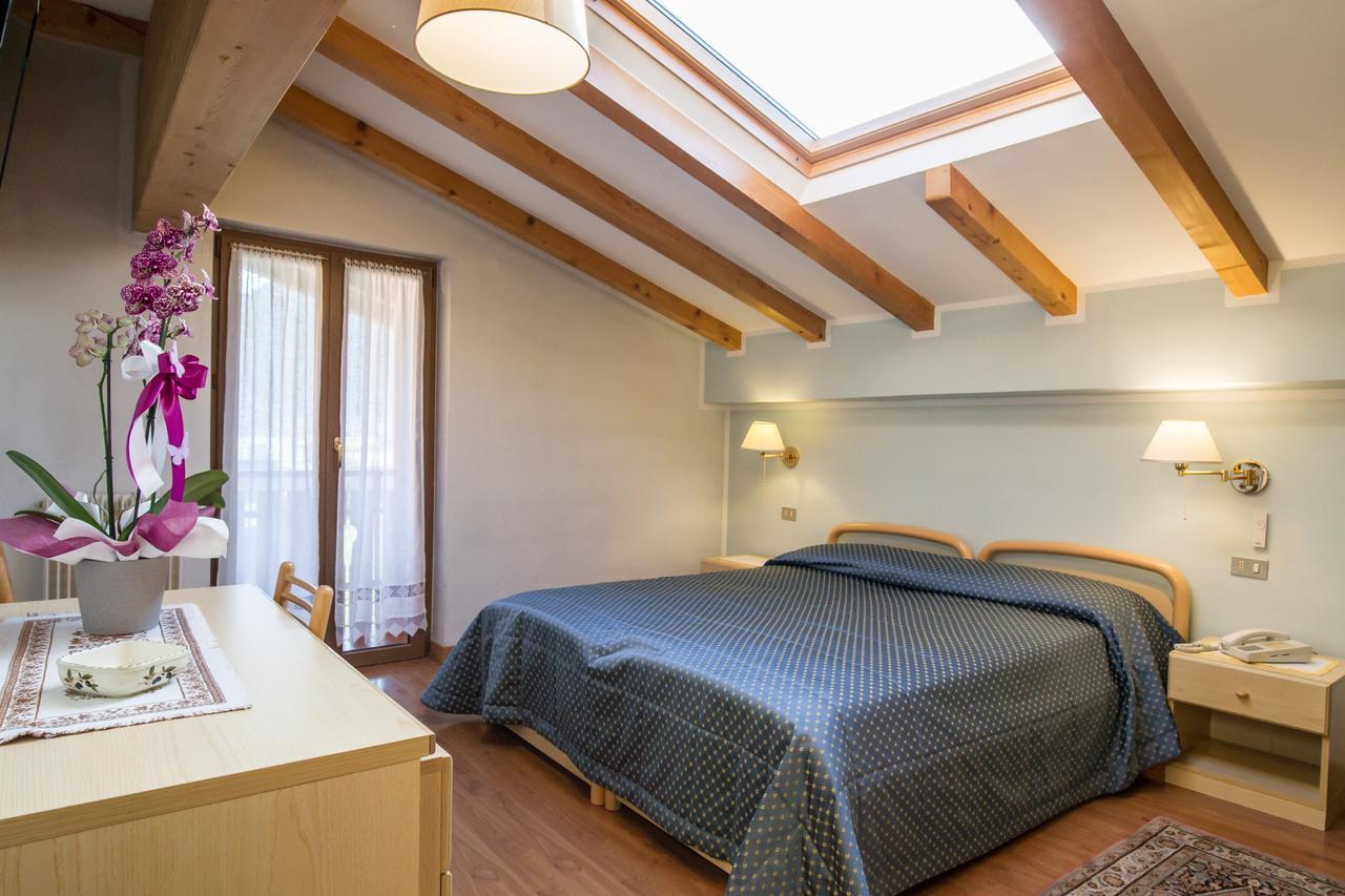 Hotel Al Prato Fiera Di Primiero Eksteriør billede